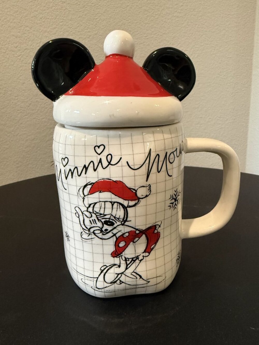 Disney Minnie Mouse Holiday Ceramic Mug with Ears-Shaped Lid